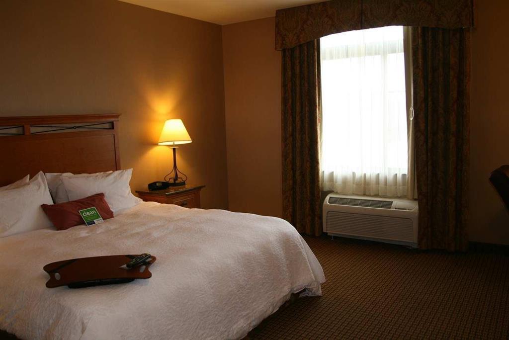 Hampton Inn And Suites Coeur D'Alene Room photo
